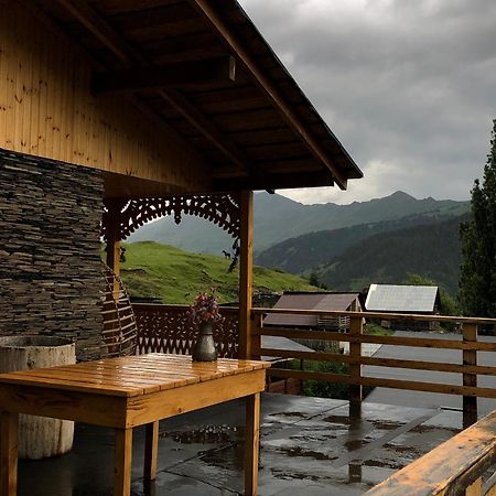 A North Homestay Omalo ภายนอก รูปภาพ